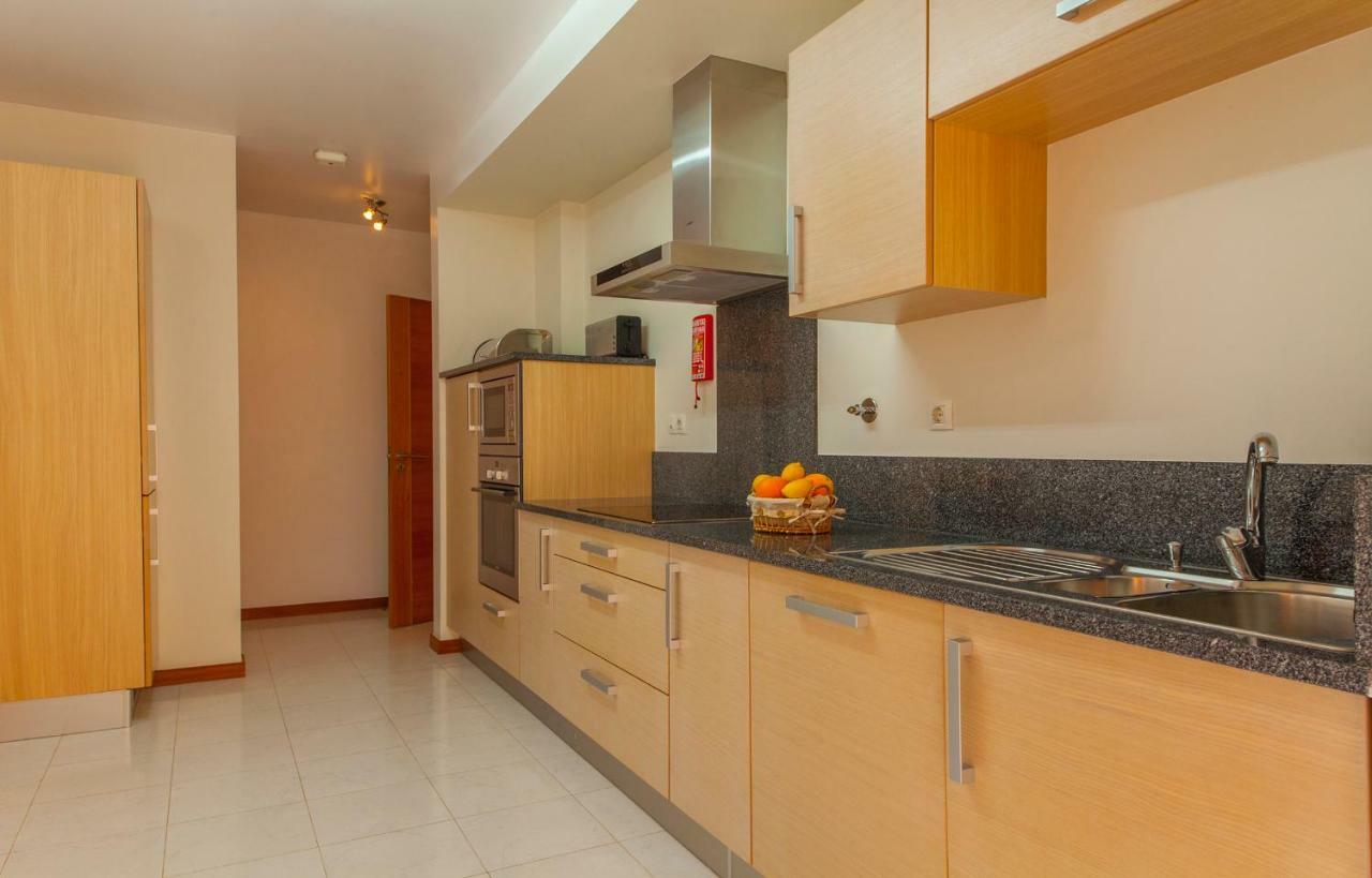 B27 - Luzbay 2 Bed Apartment Eksteriør billede