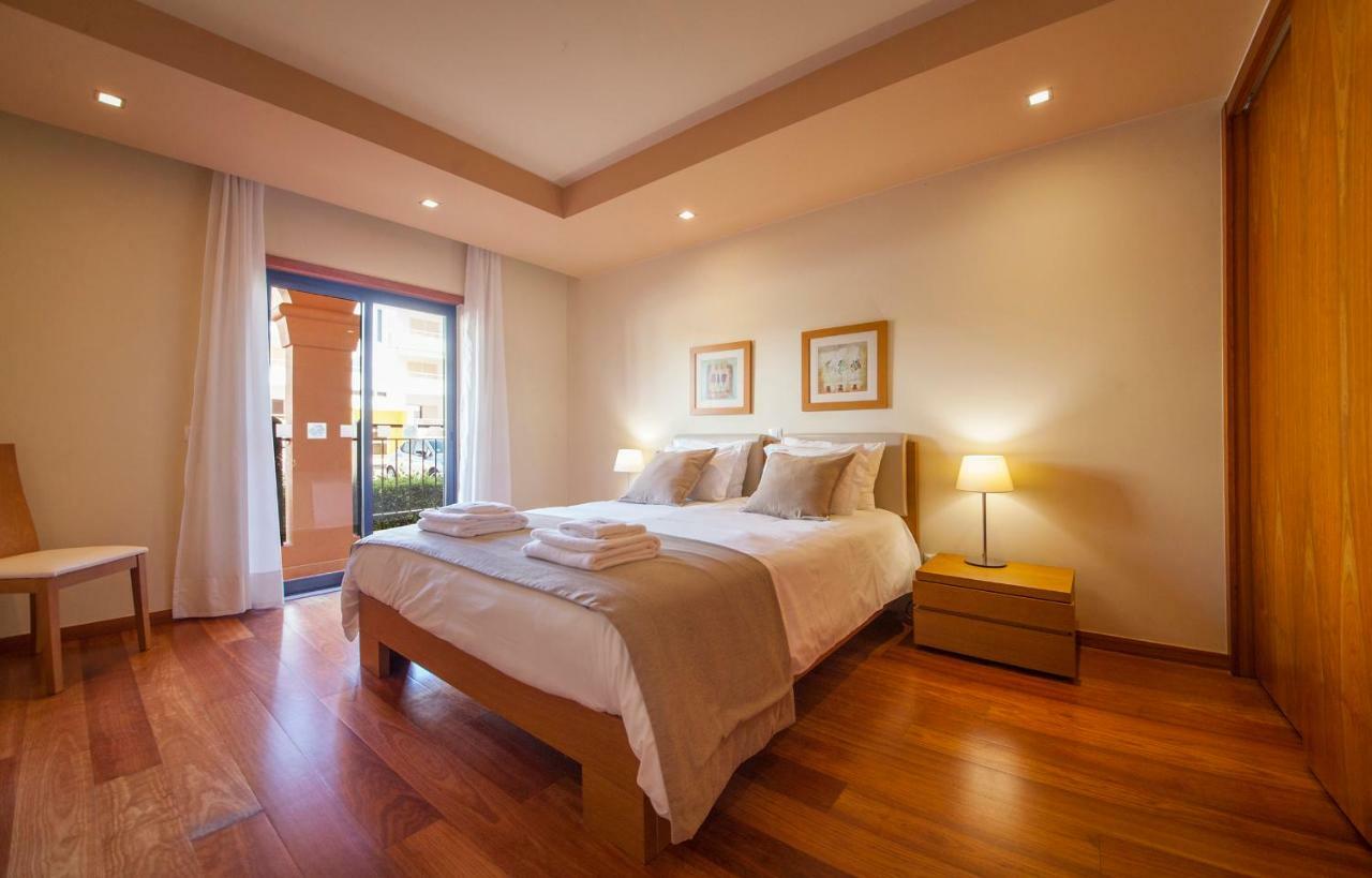 B27 - Luzbay 2 Bed Apartment Eksteriør billede