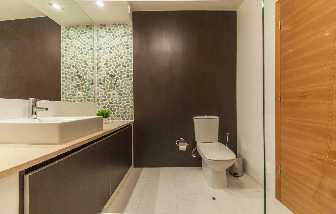B27 - Luzbay 2 Bed Apartment Eksteriør billede