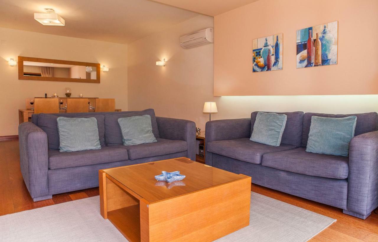 B27 - Luzbay 2 Bed Apartment Eksteriør billede