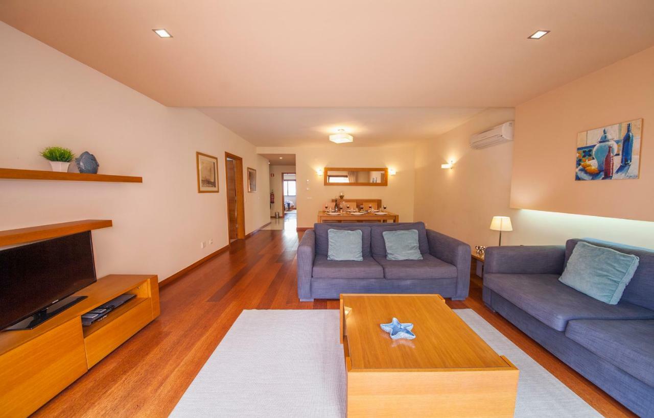 B27 - Luzbay 2 Bed Apartment Eksteriør billede